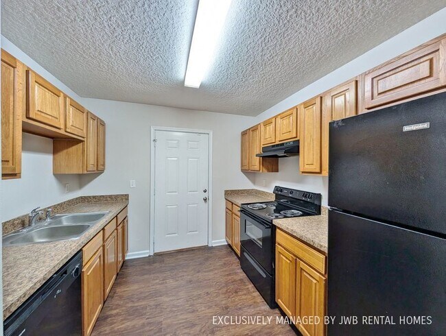 Foto del edificio - 8268 Osteen St