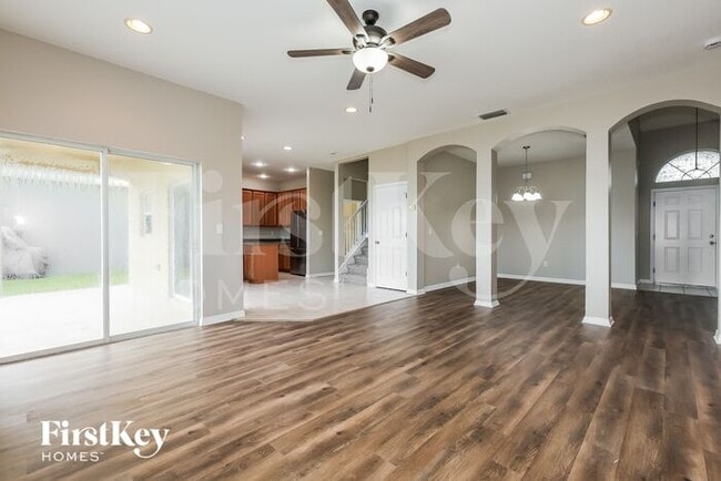 Building Photo - 1836 Mira Lago Cir