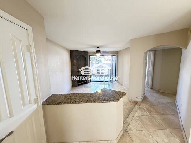 Foto del edificio - 3235 E Camelback Rd