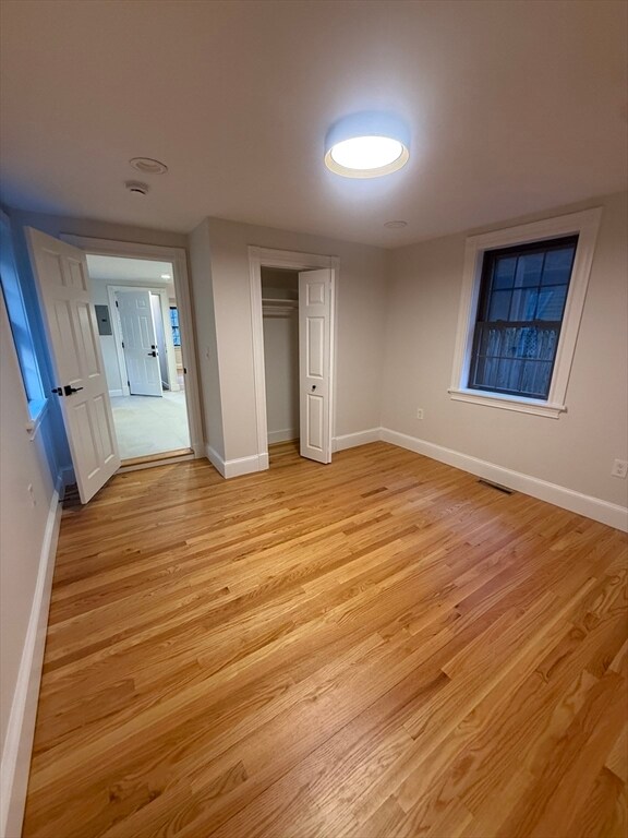 Foto del edificio - 250 W Fifth St