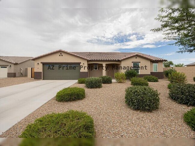 Building Photo - 28 S Naples Ln