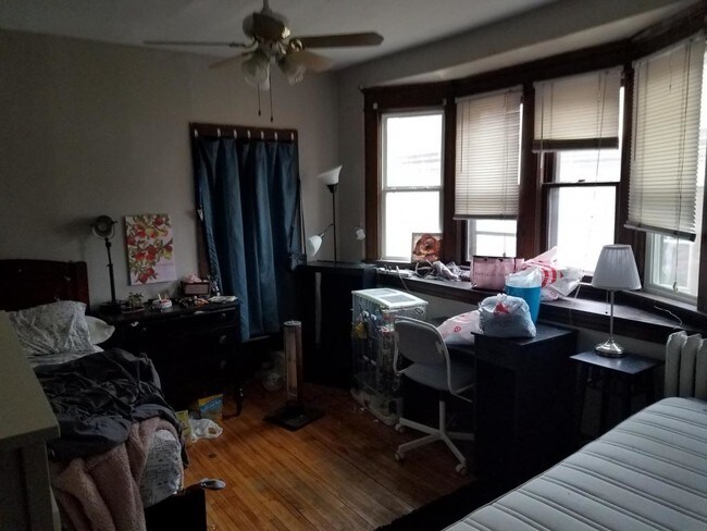 Foto del edificio - 806 6th Street SE