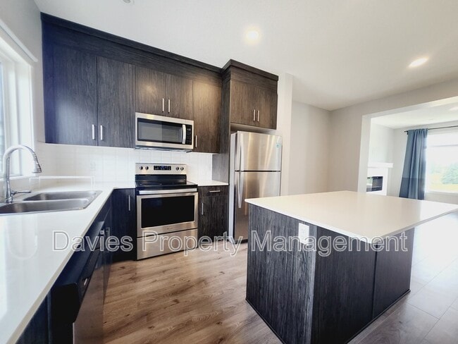 Photo du bâtiment - 1010 Rabbit Hill Rd SW