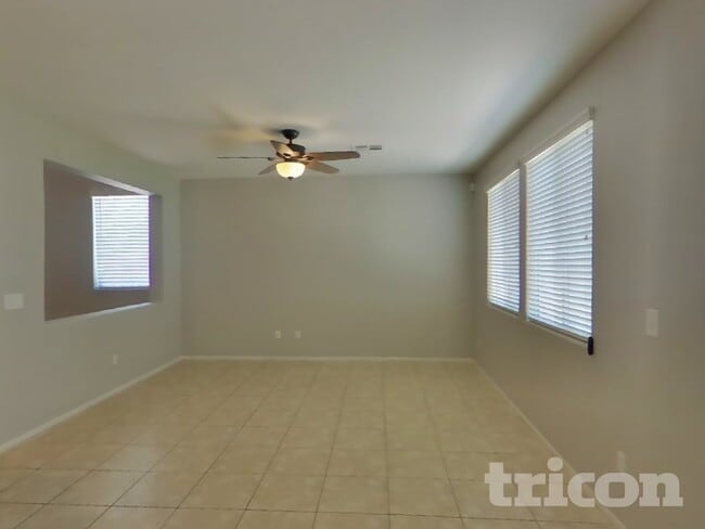 Building Photo - 9436 Santana Siesta Ave