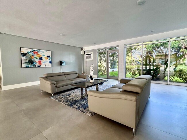 Foto del edificio - 5700 NW 2nd Ave
