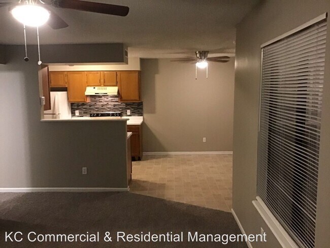 Foto del edificio - 206 W Main St