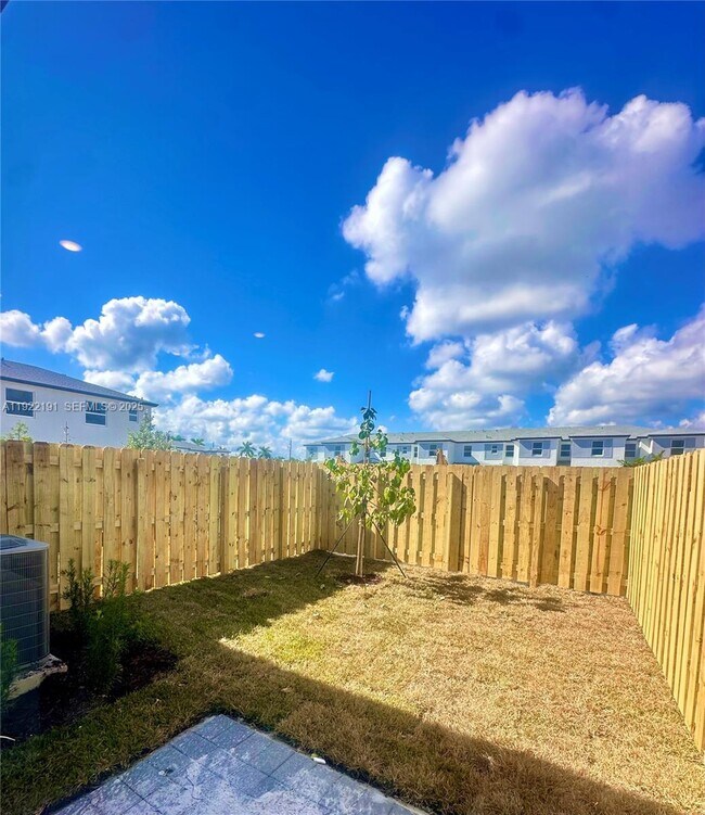 Foto del edificio - 26832 SW 121st Ave