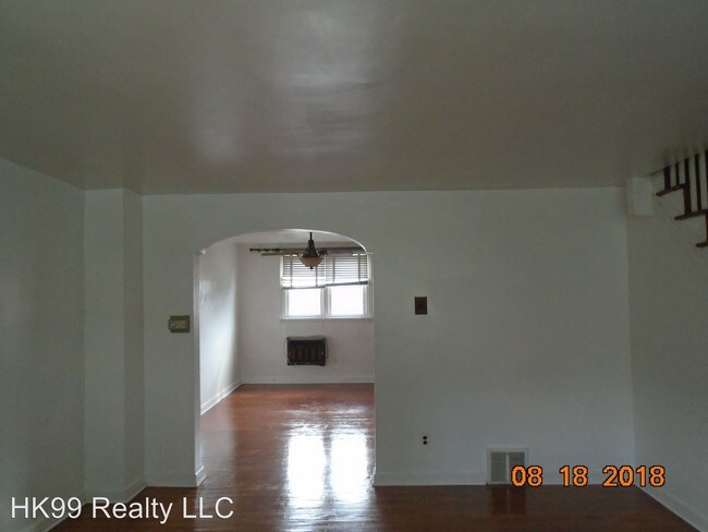 Building Photo - 3 br, 1 bath House - 2238 Glenview St.