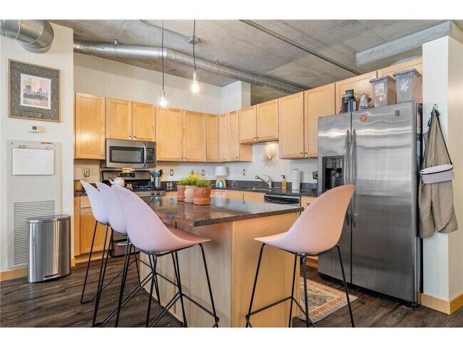 Foto del edificio - 720 N 4th St