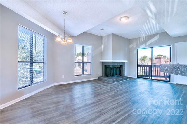 Building Photo - 8121 Cedar Glen Dr