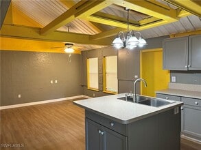 Building Photo - 10511 Orange River Blvd