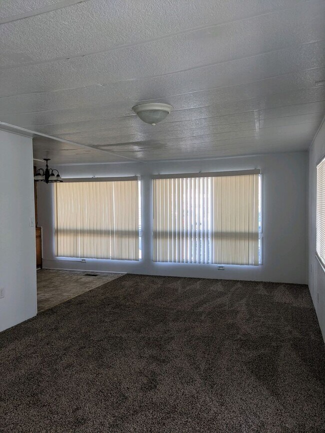 Building Photo - Manufactured Home in Bullhead City