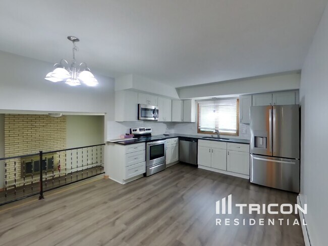 Foto del edificio - 1397 Pinewood Dr