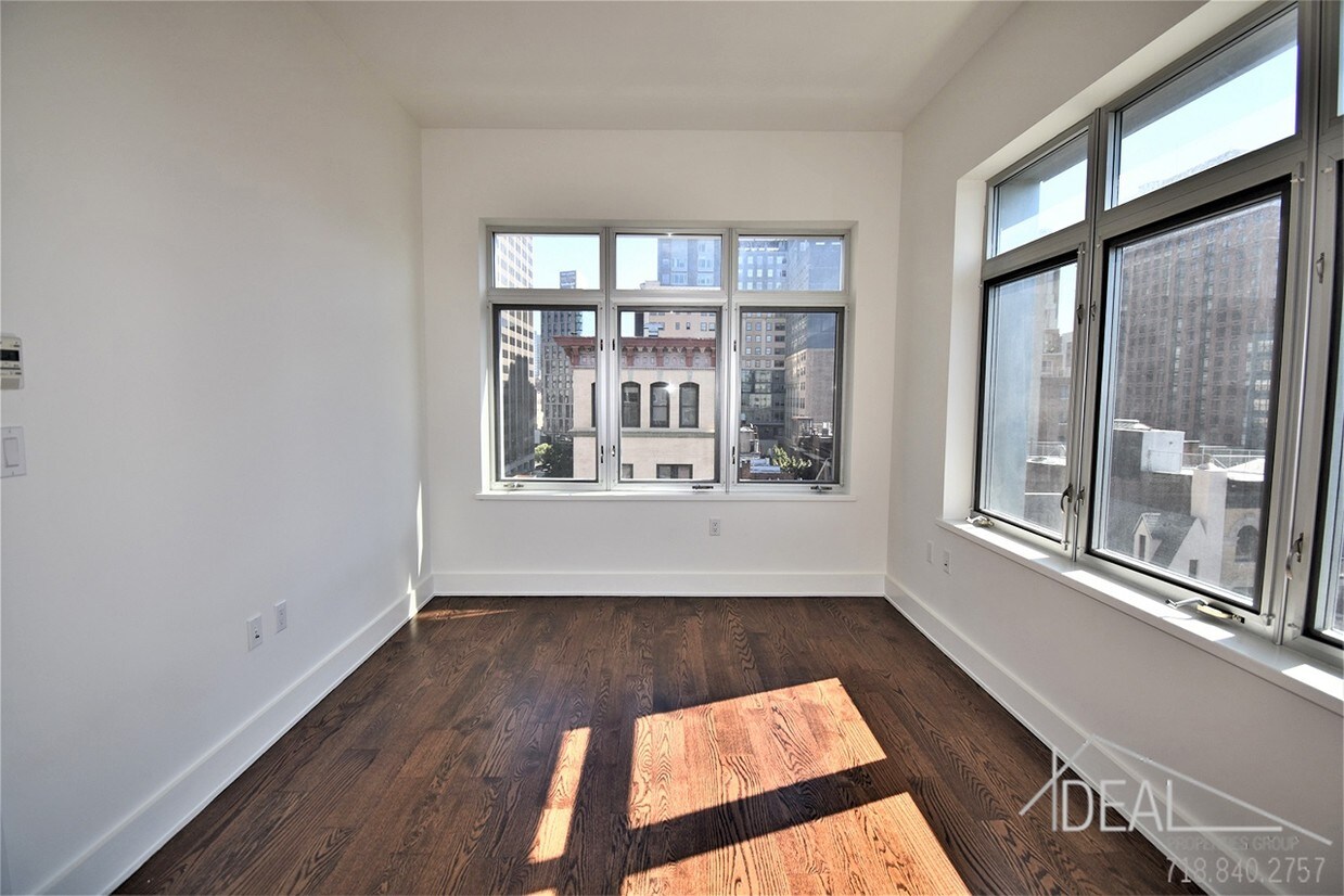 Primary Photo - 68 Livingston Street #5DR