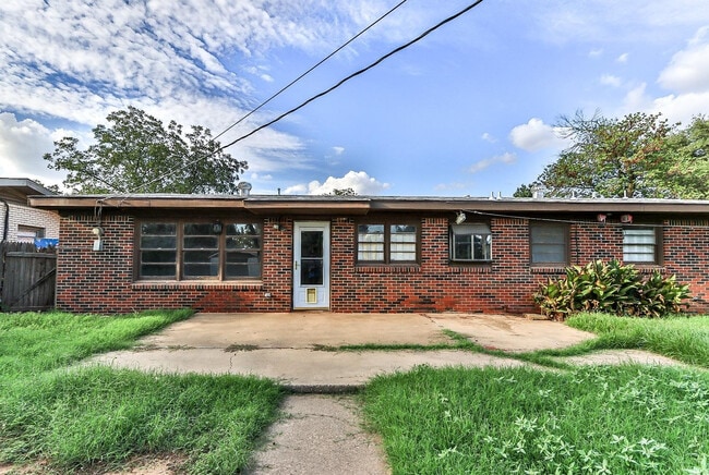 Building Photo - 4911 44th St