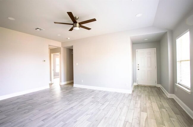 Building Photo - 112 Wildfire Cove