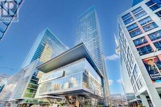 Building Photo - 183 Wellington St W