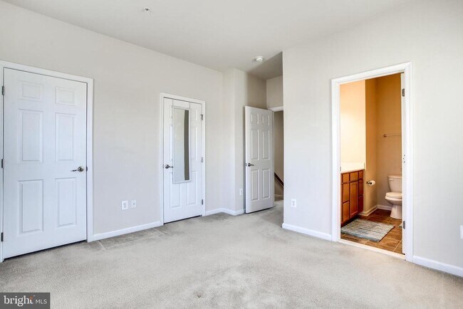 Building Photo - 7125 Penny Lane