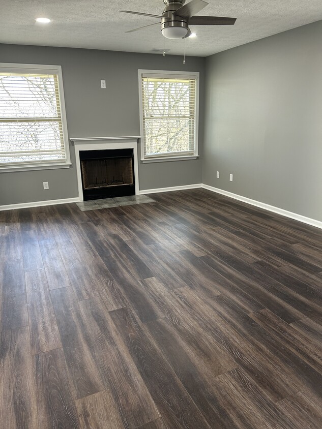 living room - 1482 Cliff Ct