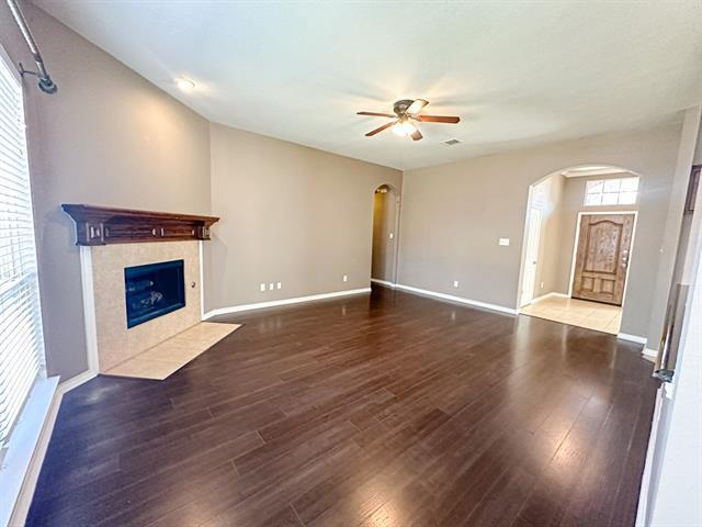Foto del edificio - 1715 Nestledown Dr