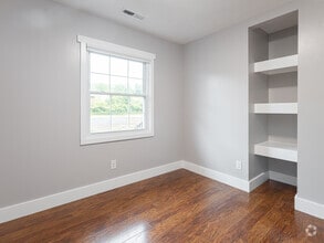 Building Photo - 3 Southwicke Ct