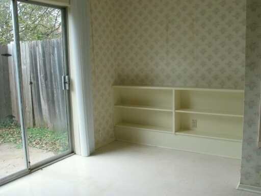  - Villa West