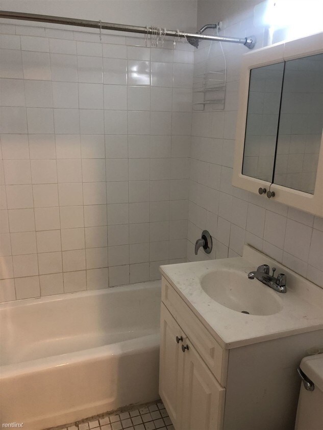 Building Photo - 1 br, 1 bath  - 35 Odell Ave