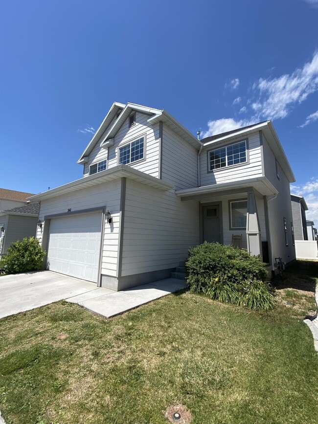 Building Photo - 541 N 20 W