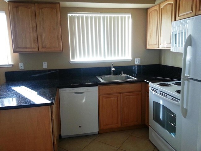 Cocina 2 - Parkside Townhomes Apartments