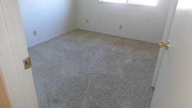 Building Photo - 1119 Casita Dr