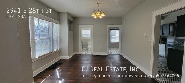 Foto del edificio - 2941 E 28th St