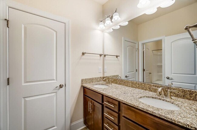 Foto del edificio - 5415 Shannon Bell Ln.