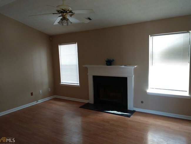 Foto del edificio - 154 Lake Terrace