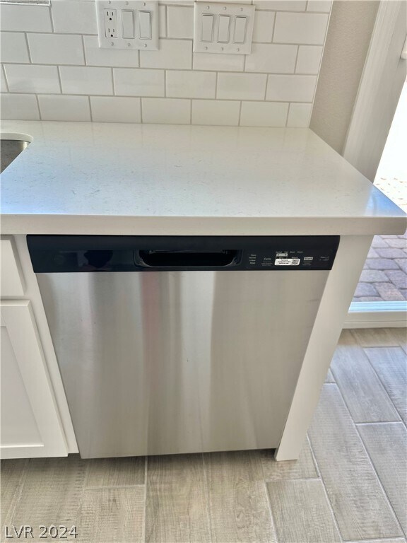 Foto del edificio - 6583 Dove Pt Pl