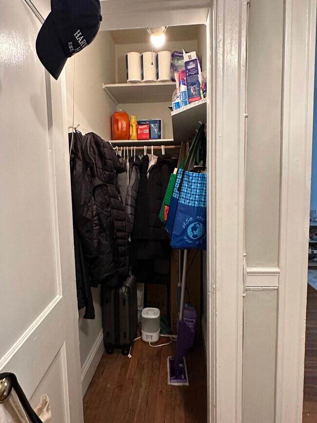 Foto del edificio - 1197 Commonwealth Ave