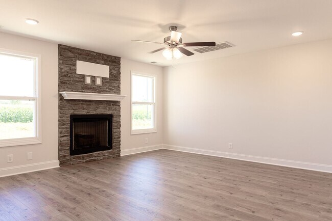 Building Photo - 508 Ayden Ln