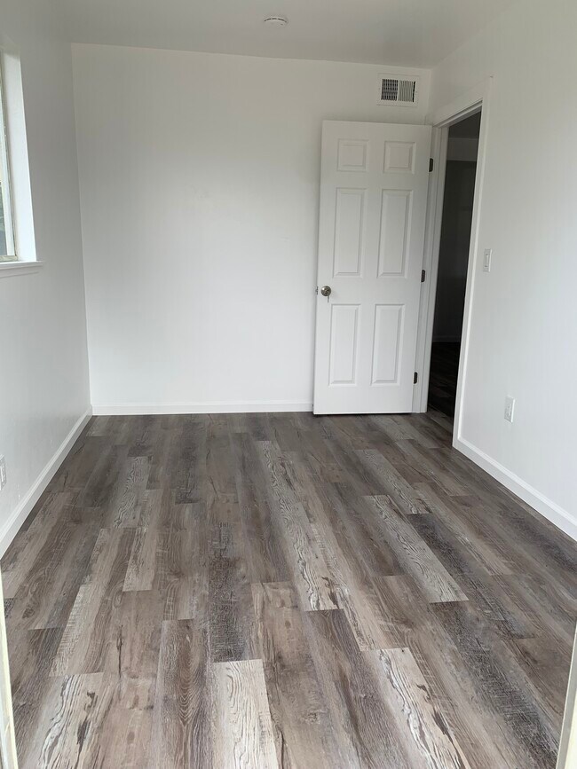 Dormitorio 1 - 3485 Hadley Way