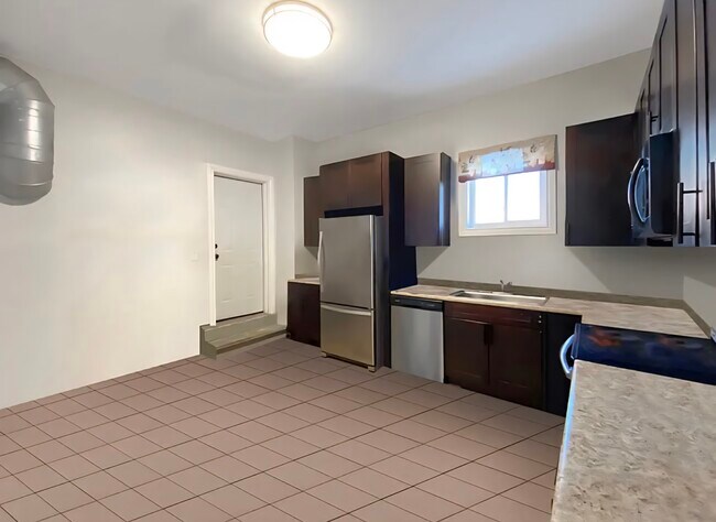 Foto del edificio - 7055 N Clark St