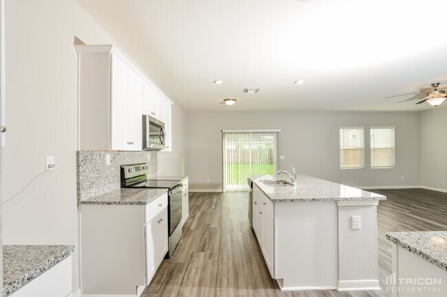 Building Photo - 14330 Palm Ridge San Antonio TX