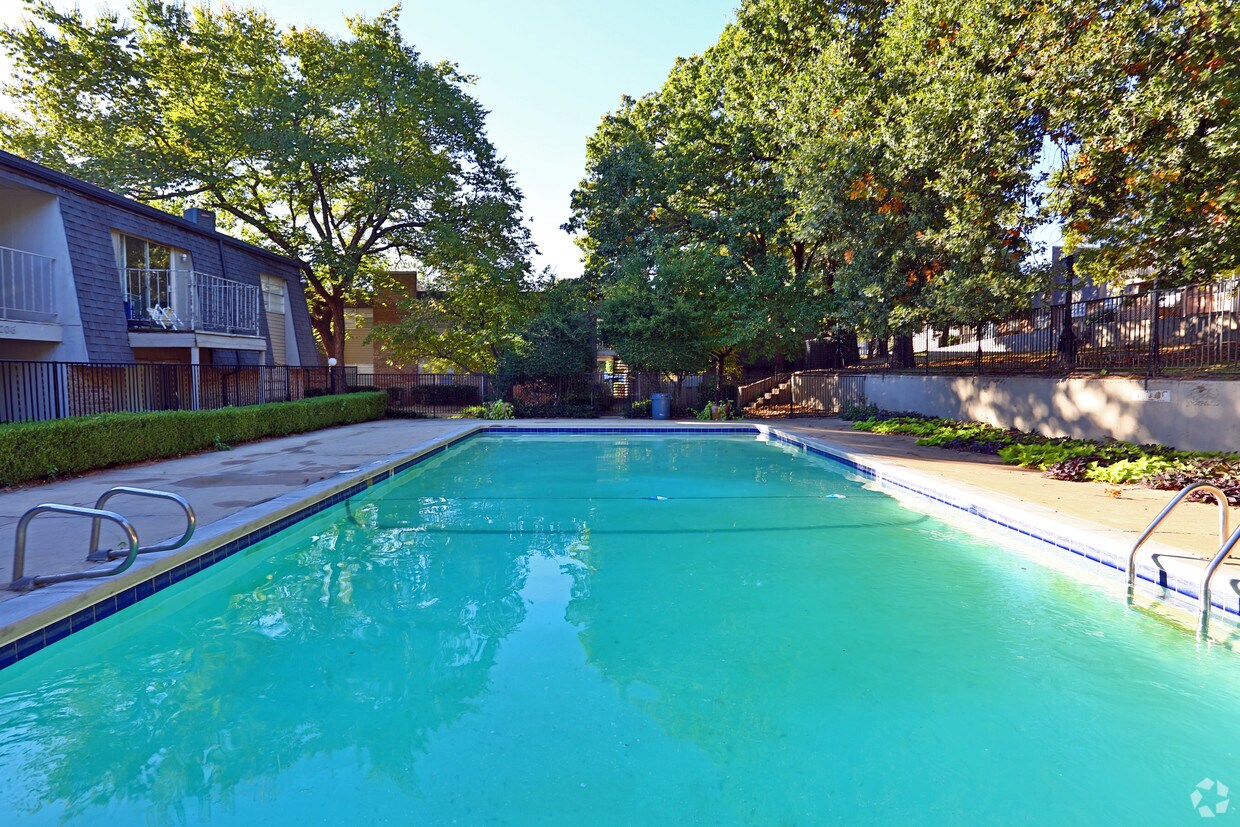 Bryan Hill Apartments 7204 NW 36th St Bethany, OK