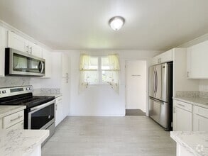 Building Photo - 335 Oneawa St