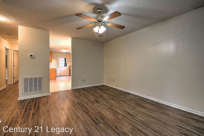 Foto del edificio - 3 br, 1 bath House - 303 Moorland Dr