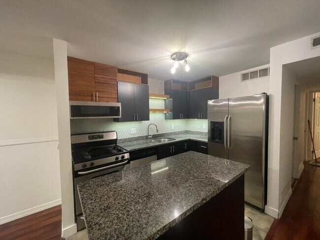 Foto del edificio - 1205 Kenzie Dr