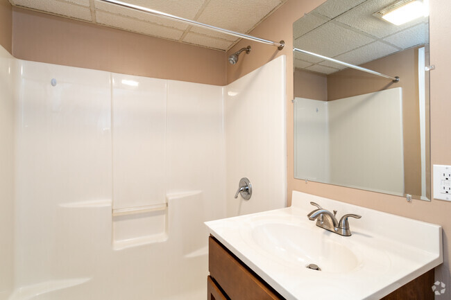 Renovated Bathroom - 222 Chatham St