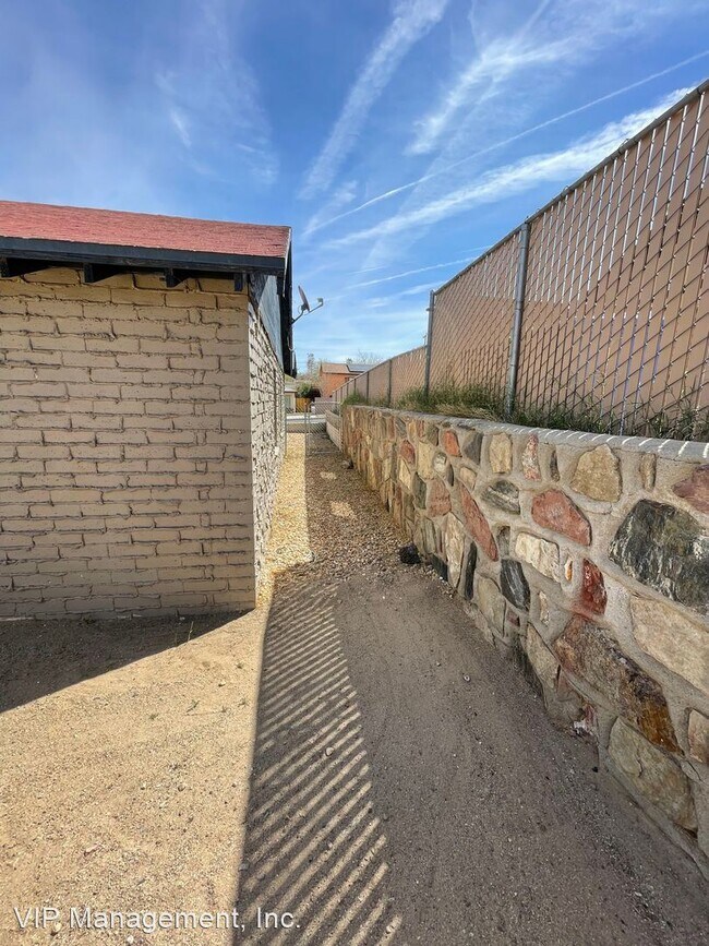 Foto del edificio - 3 br, 2 bath House - 804 S. 2nd Ave