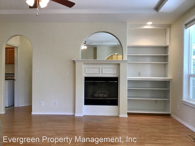 Building Photo - 3 br, 2 bath House - 1646 SW Spence Ave