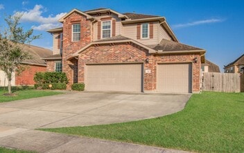 Building Photo - 318 Bolton Dr