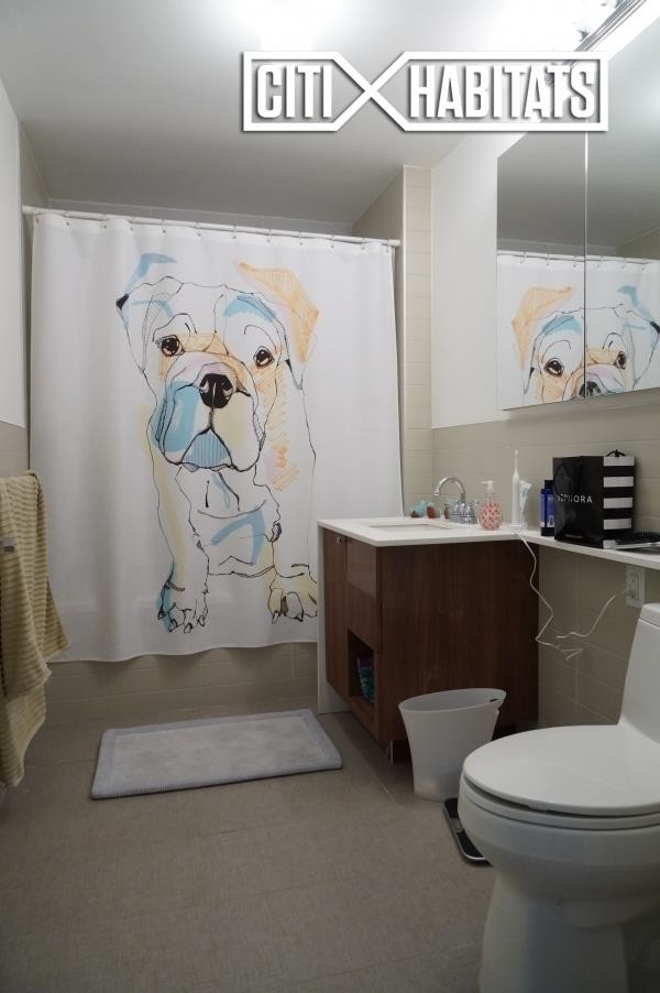 Foto del edificio - 222 E 111th St