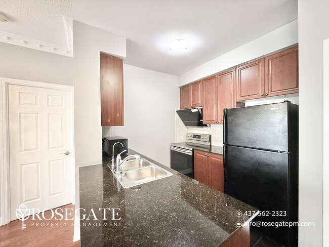 Building Photo - Stunning Corner-Unit 2 Bedroom Condo with Private Balcony & Parking in Scarborough