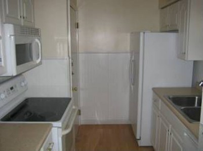 Building Photo - 303 N Fort Thomas Ave
